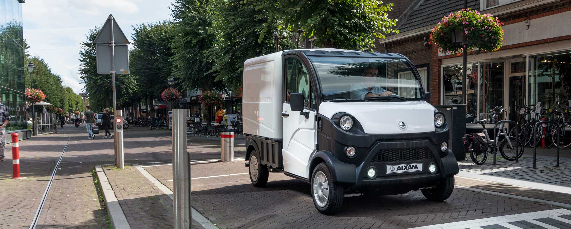 Aixam d-truck ook bij AixamStore Kampen, Zwolle Aixam d-truck ook bij AixamDeal in voorschoten